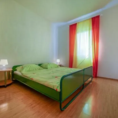 With 3 Bedrooms In Pula, With Enclosed Garden And Wifi - 1 K Apartment Pula